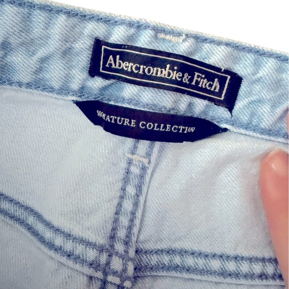 Abercrmbie and Fitch signature jeans 100% cotton sz 29 great condition 25 inseam - Picture 4 of 5